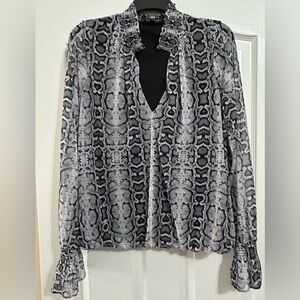 Express Monochrome Snake Print Blouse